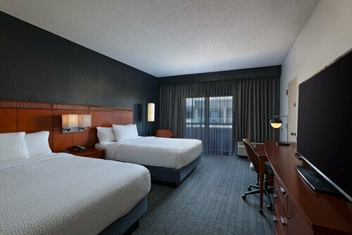 Гостиница Courtyard by Marriott Dallas Plano Parkway at Preston Road в Плано