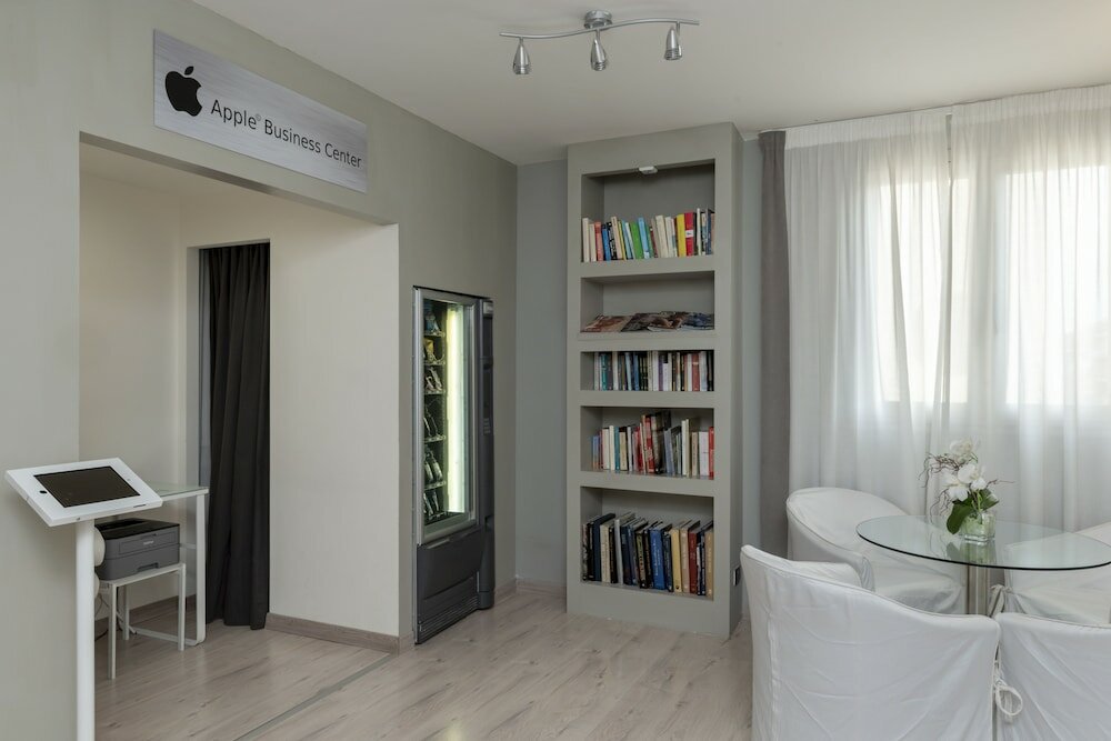 Фото Hotel Executive