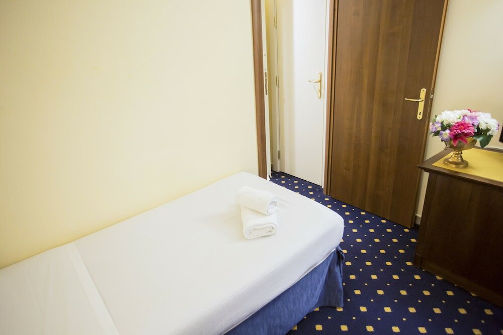 Фото Hotel Napoleon