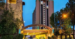 Гостиница Hotel Burbank