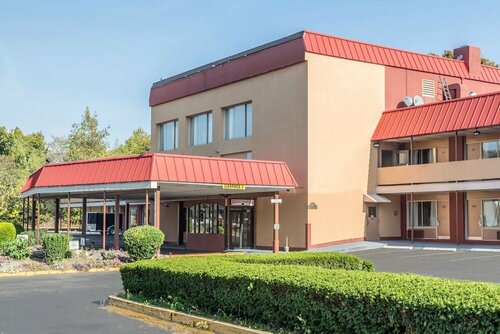 Гостиница Econo Lodge West Haven