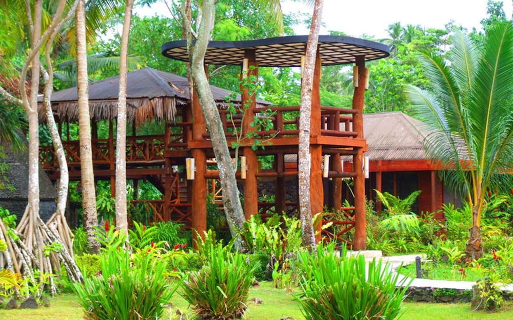 Фото Coconuts Beach Club Resort & SPA