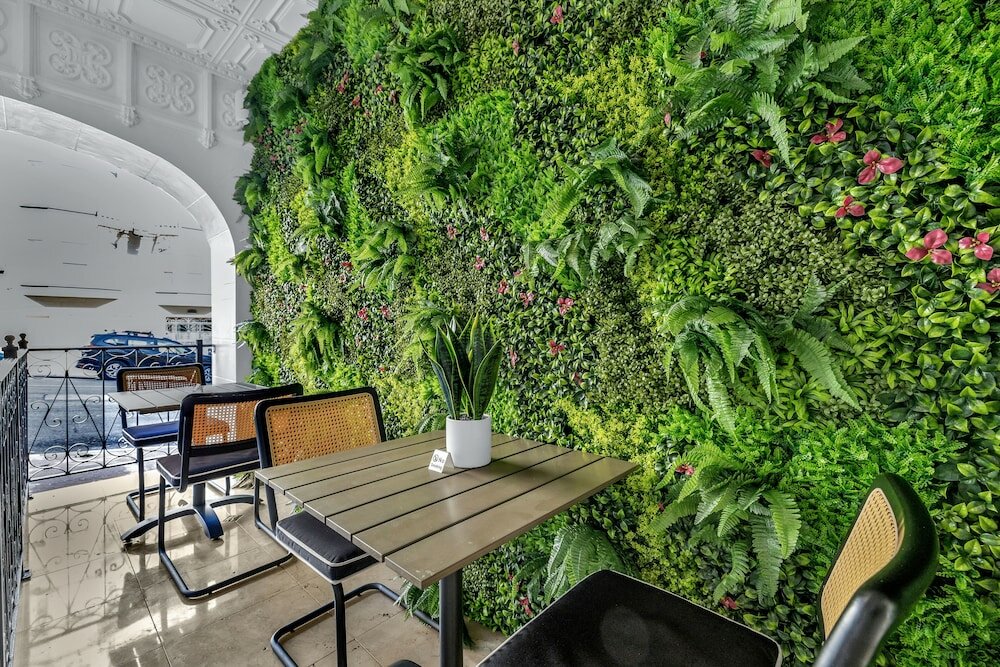 Фото Nob Hill Hotel