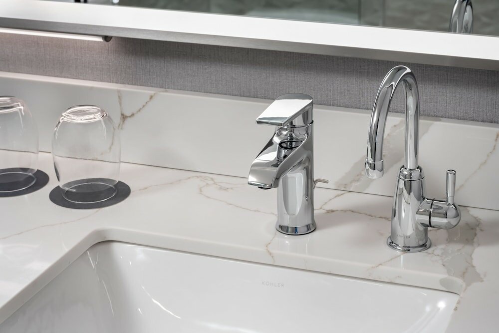 Фото The Westin Harbour Castle