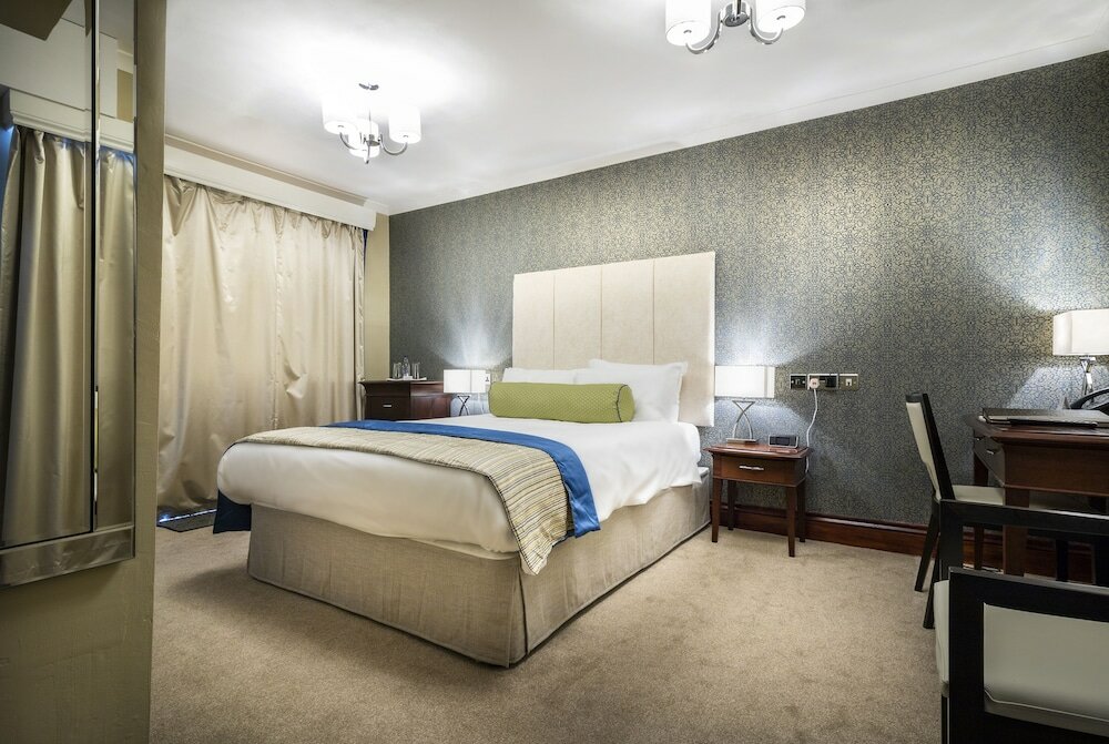 Фото Best Western Shrubbery Hotel