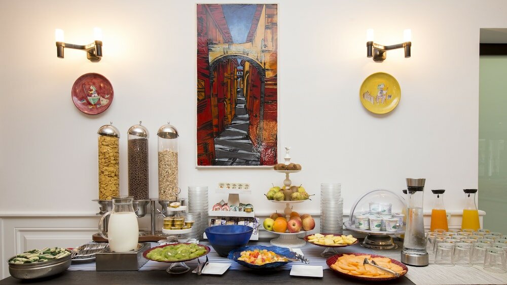 Фото Central Hotel