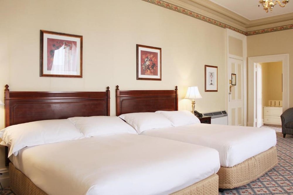 Фото The Hotel Windsor