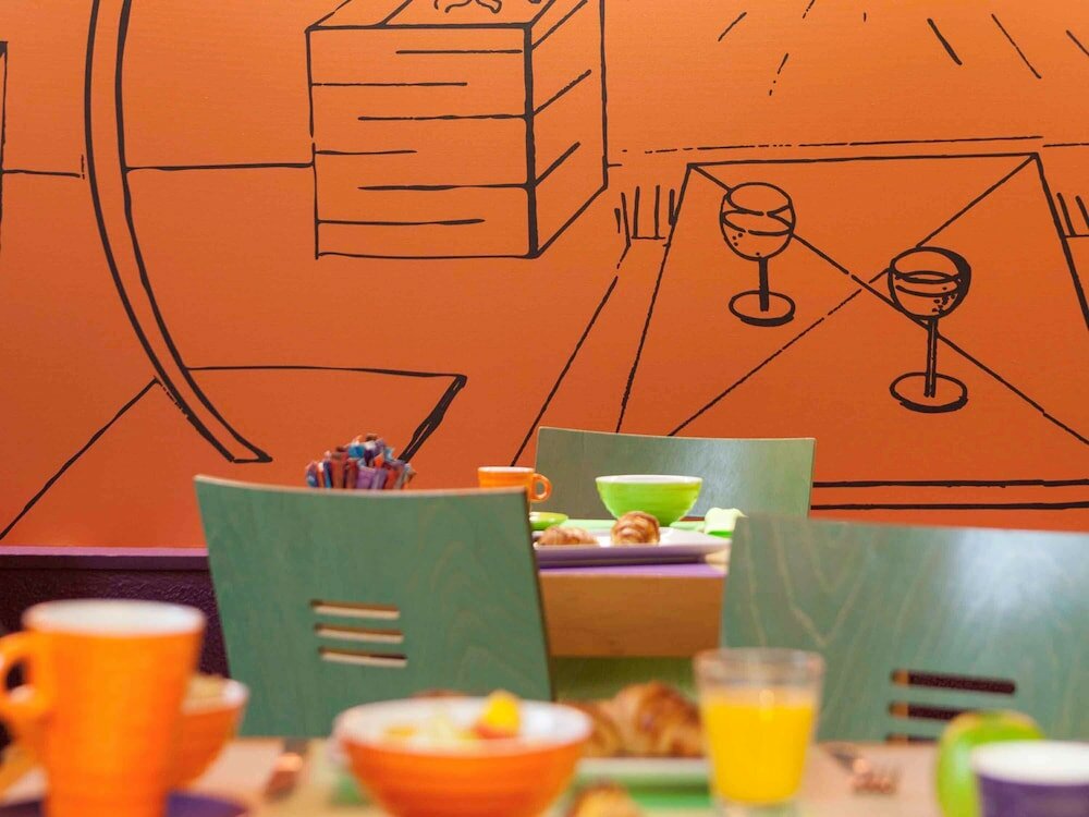 Фото ibis Styles Paris République Le Marais Hotel