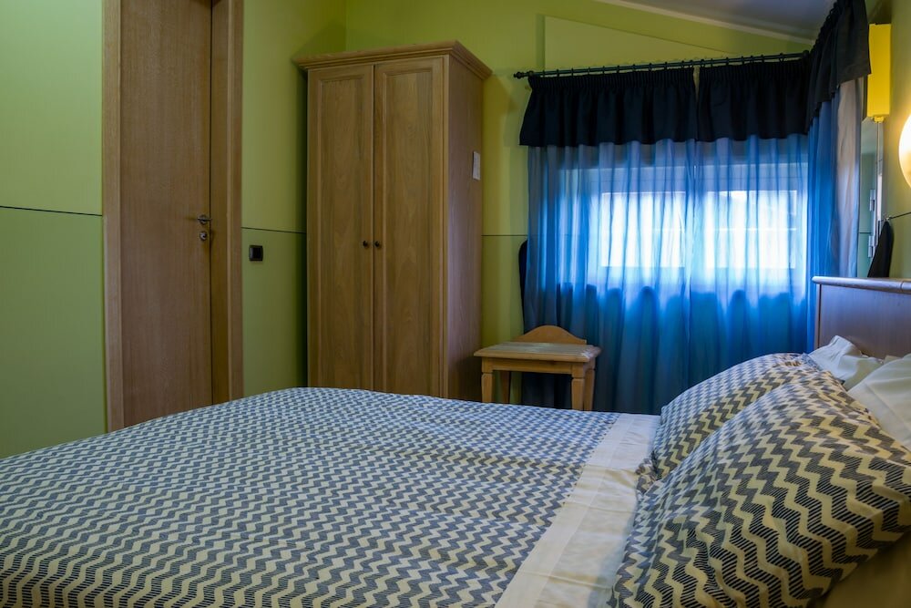 Фото Hotel Cladan