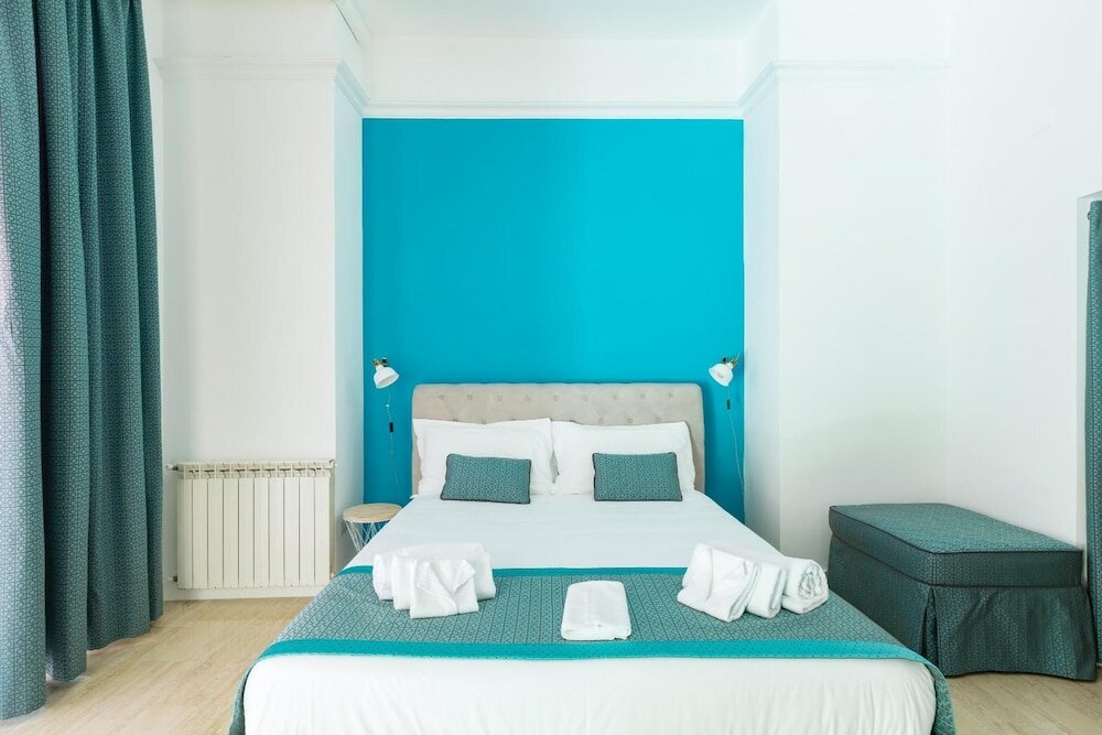 Фото Trevi Fountain Guesthouse