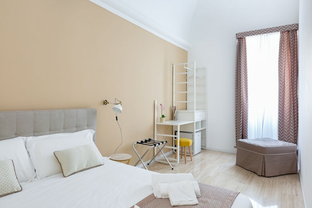 Фото Trevi Fountain Guesthouse