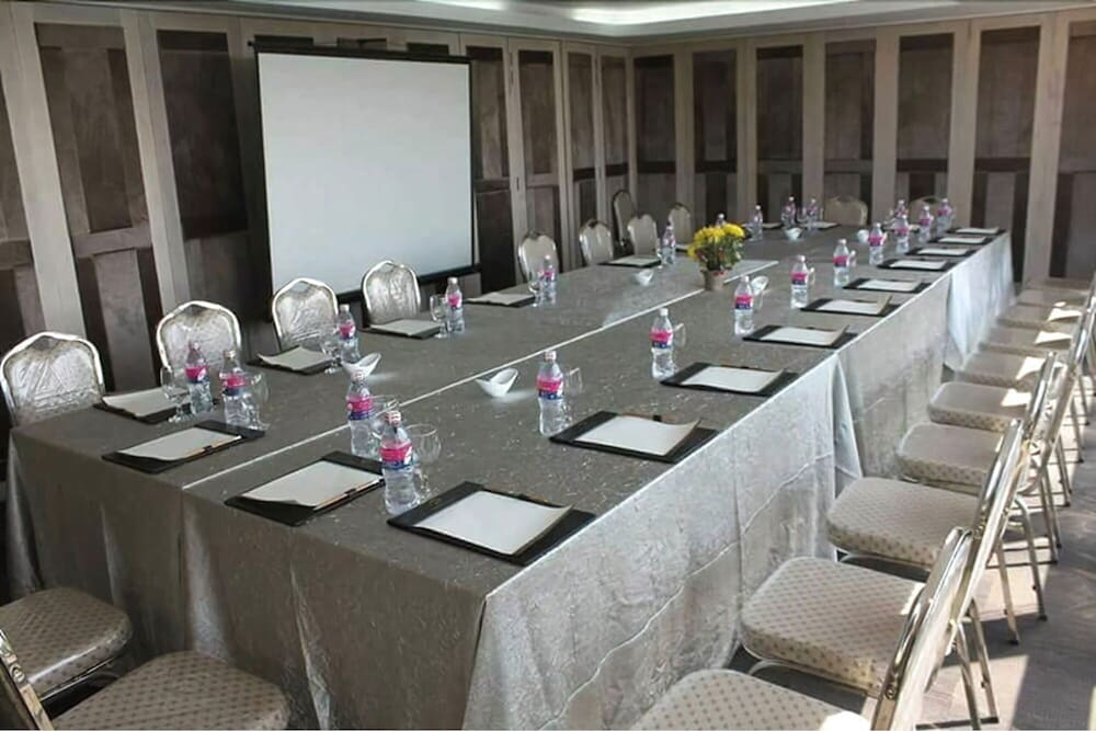 Фото Hotel Parami