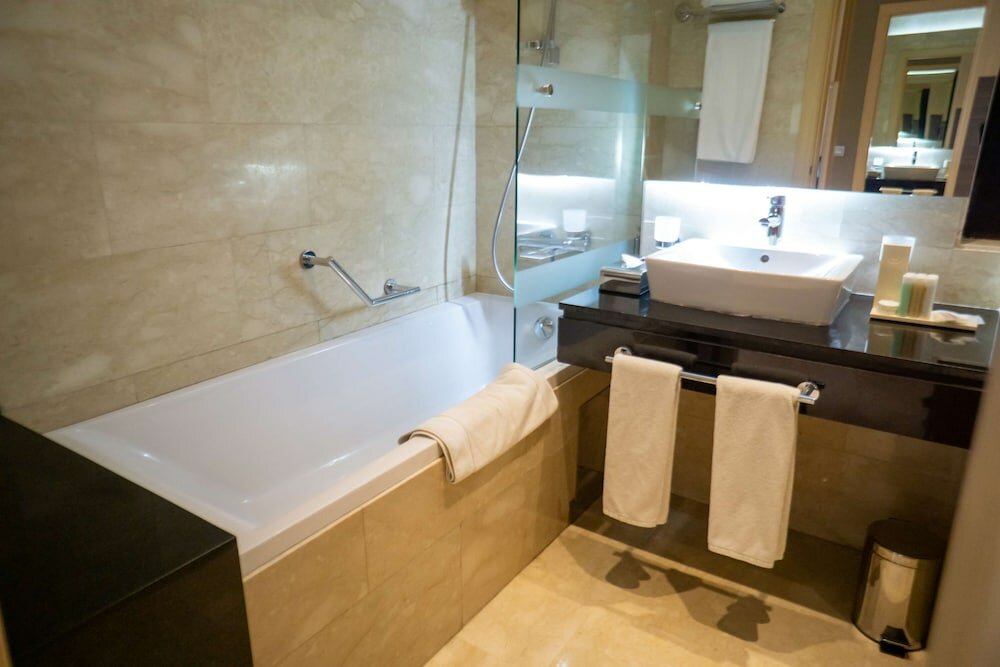 Фото Hotel Royal Tulip City Center Tanger