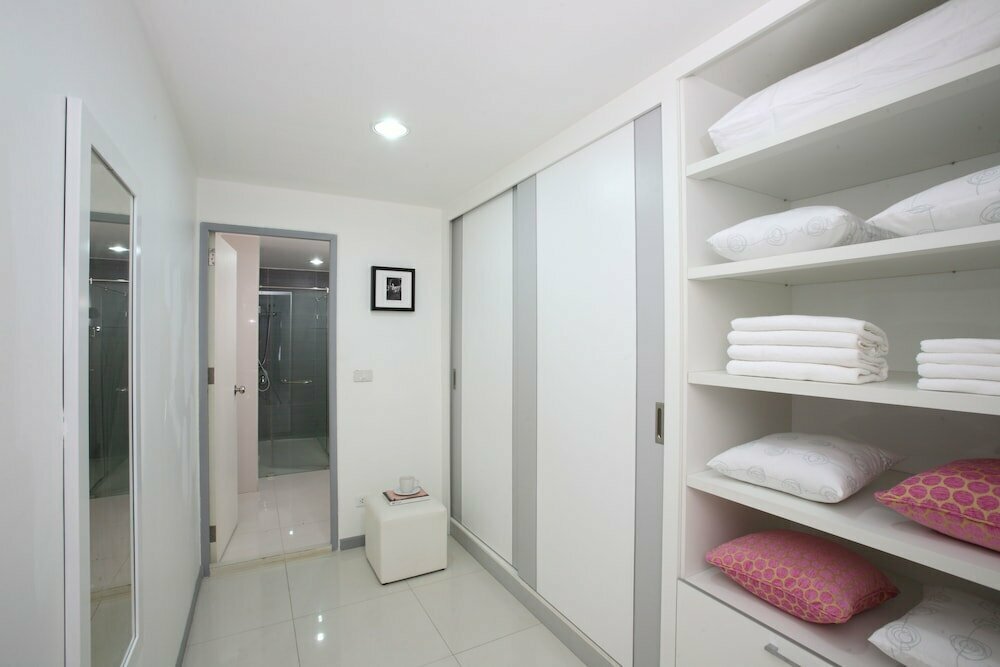 Hotel The Grand Suree Residence, Bangkok, photo