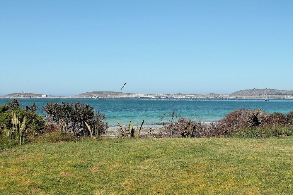 Фото Blue Bay Lodge