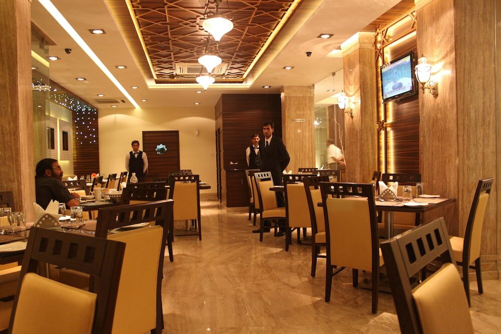 Фото Pristine Residency