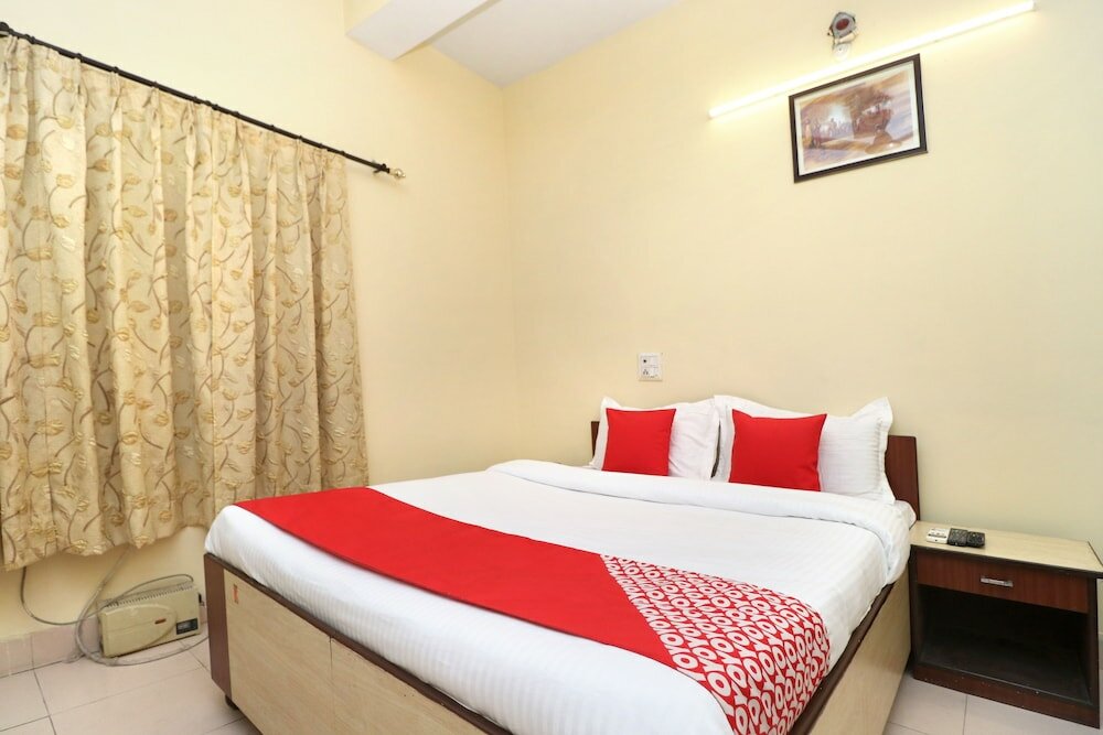 Фото Oyo 30127 Hotel Sabina International