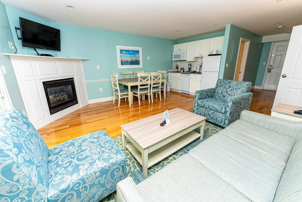 Фото Edgewater Beach Resort, a Vri resort