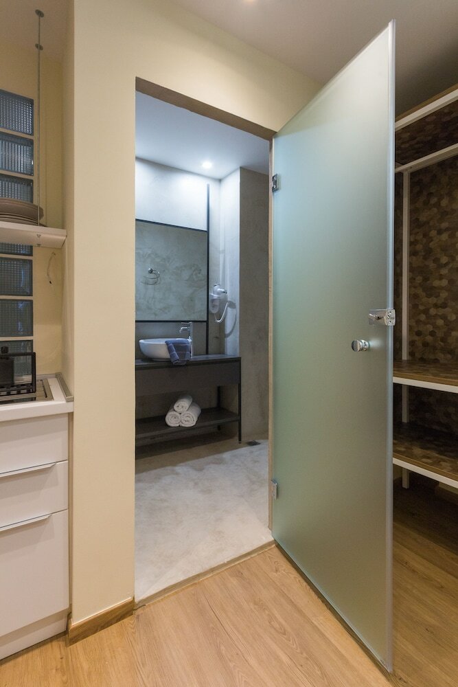 Фото Suites Syngrou Fix