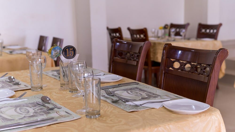 Фото Golf Lane Hotel