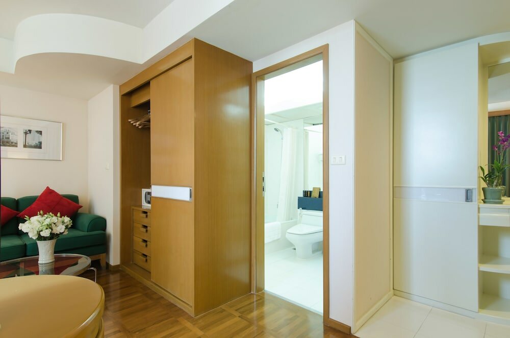 Фото At Ease Saladaeng by AETAS