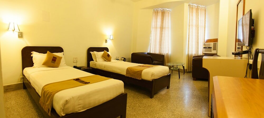 Фото Hotel Saramati