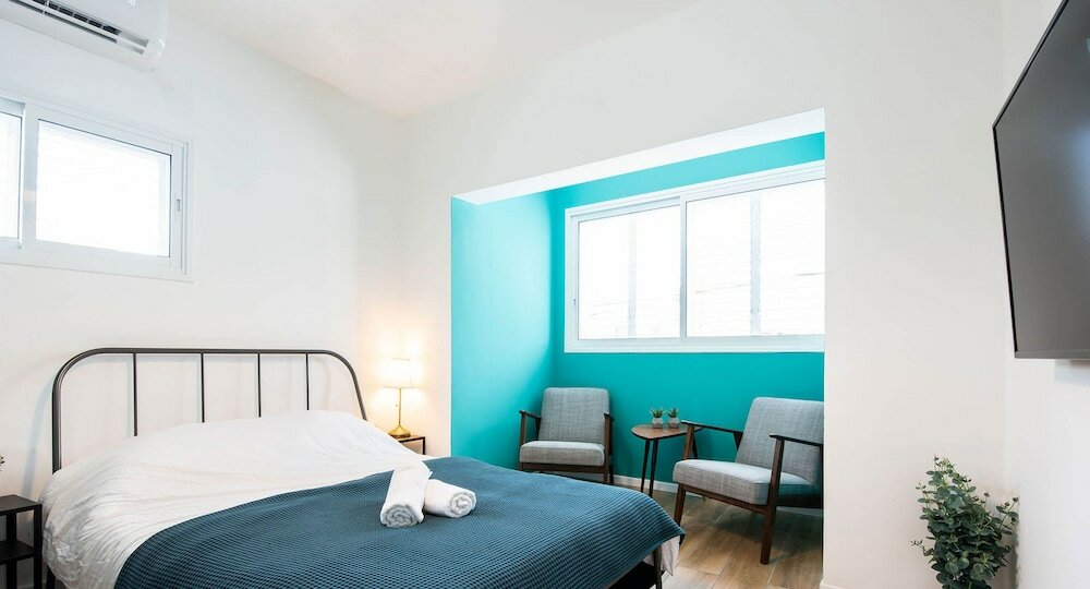 Фото AirTLV Hatikva Apartments