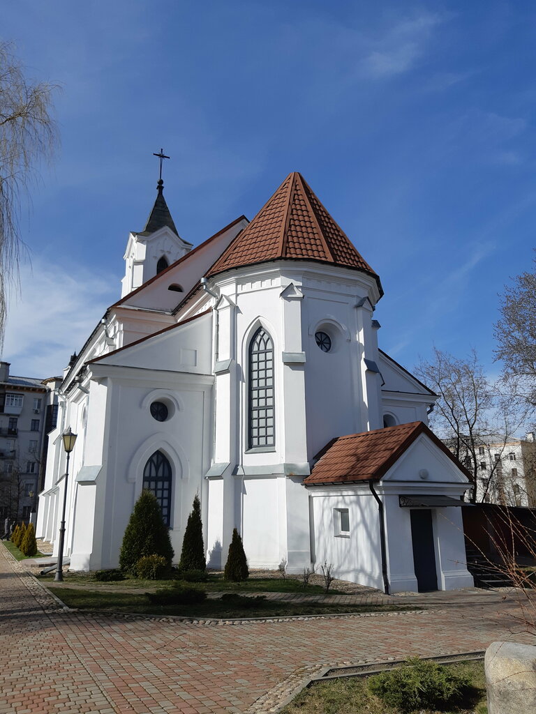 Catholic church Church of Holy Trinity on the Zalataja Horka, Minsk, photo