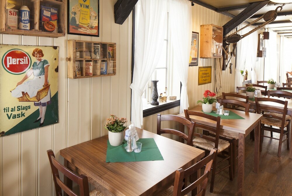 Фото Kjøbmandsgaarden Hotel