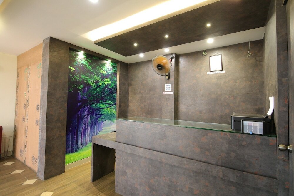 Фото Oyo 28093 Royal Sand