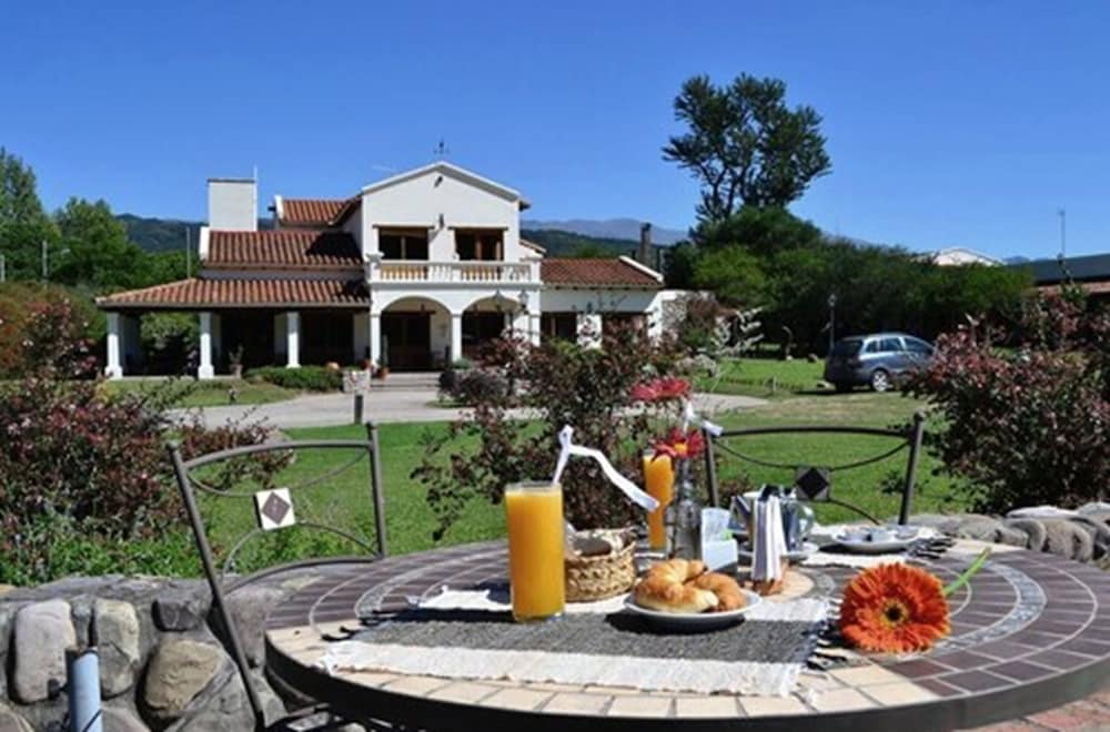 Фото Hosteria La Caldera
