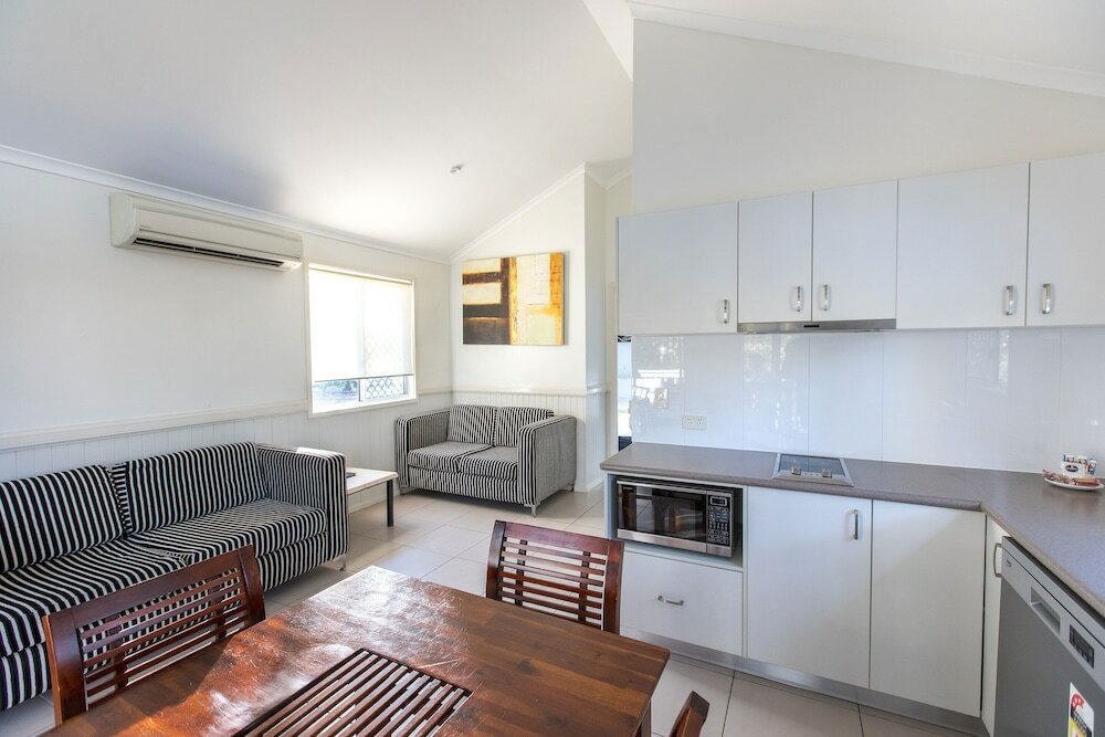 Фото Kirra Beach Tourist Park