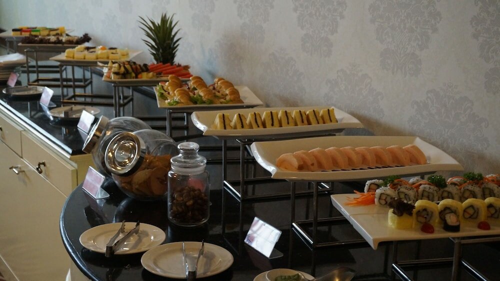 Фото Hotel Yangon