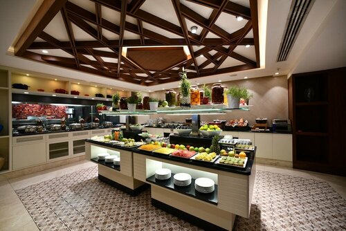 Гостиница Mövenpick Hotel Istanbul Golden Horn в Эюпсултане