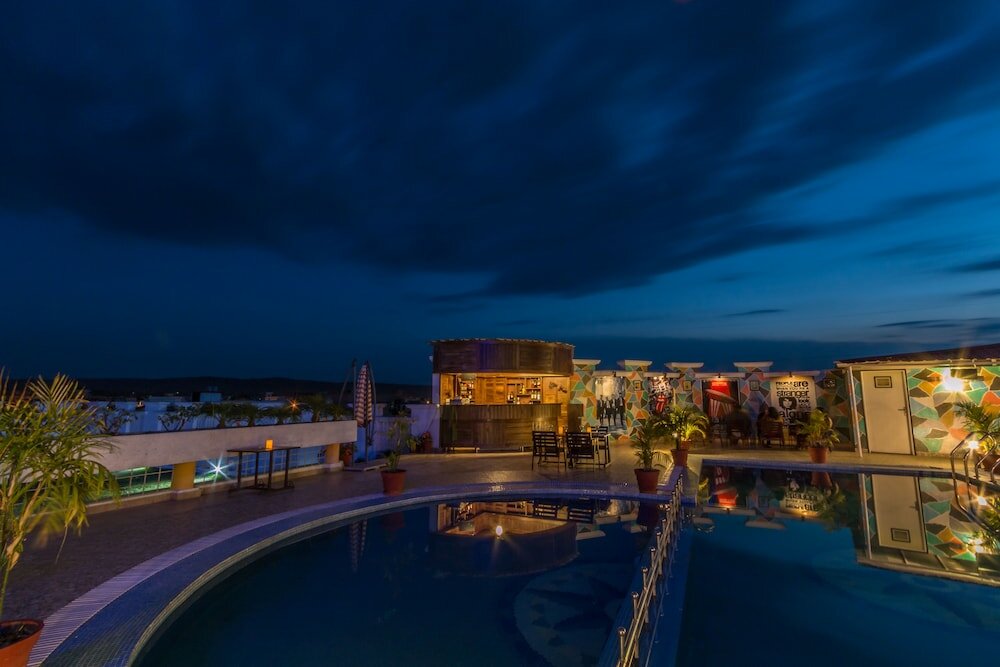 Фото The Solitaire