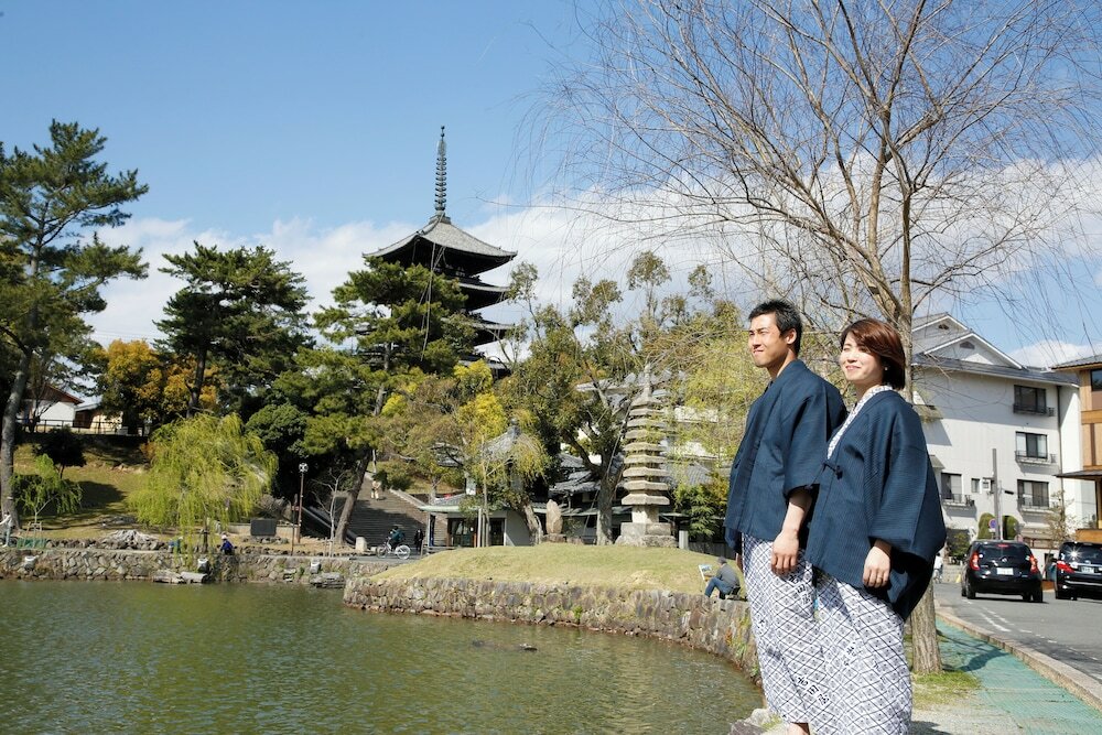 Фото Sarusawaike Yoshidaya