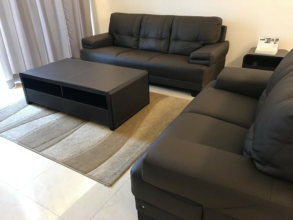 Фото Brunsfield Embassyview Condosuite