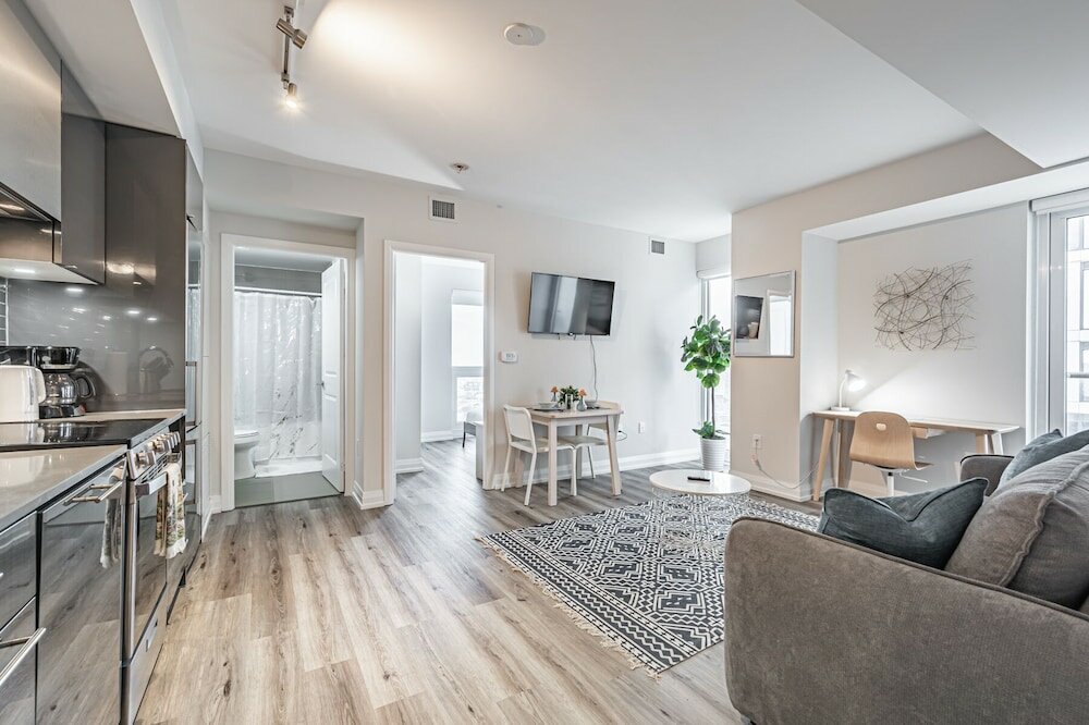 Фото Jarvis Vacation Suites