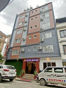 отель Hotel Malati