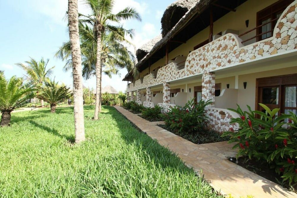 Фото Fruit & Spice Wellness Resort Zanzibar
