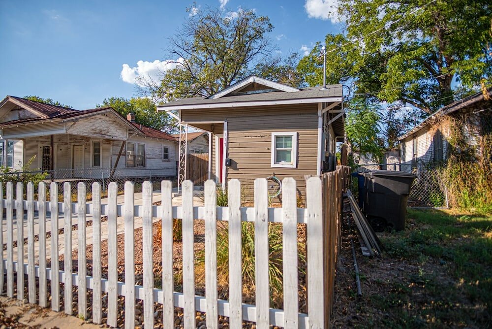 Фото Charming 2br/1ba Haven Near Exciting Downtown