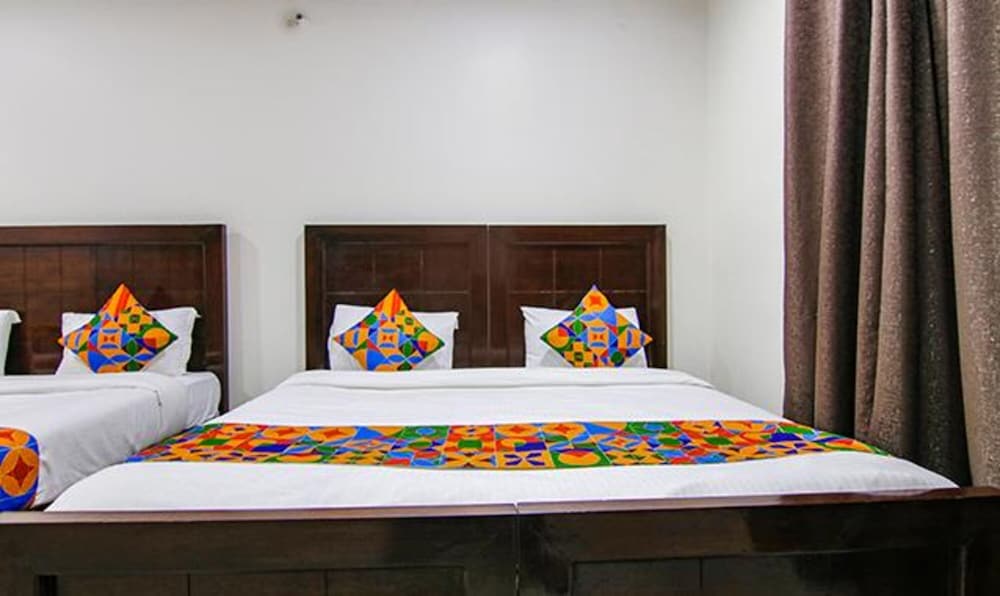 Фото Fabhotel Wildflower Inn