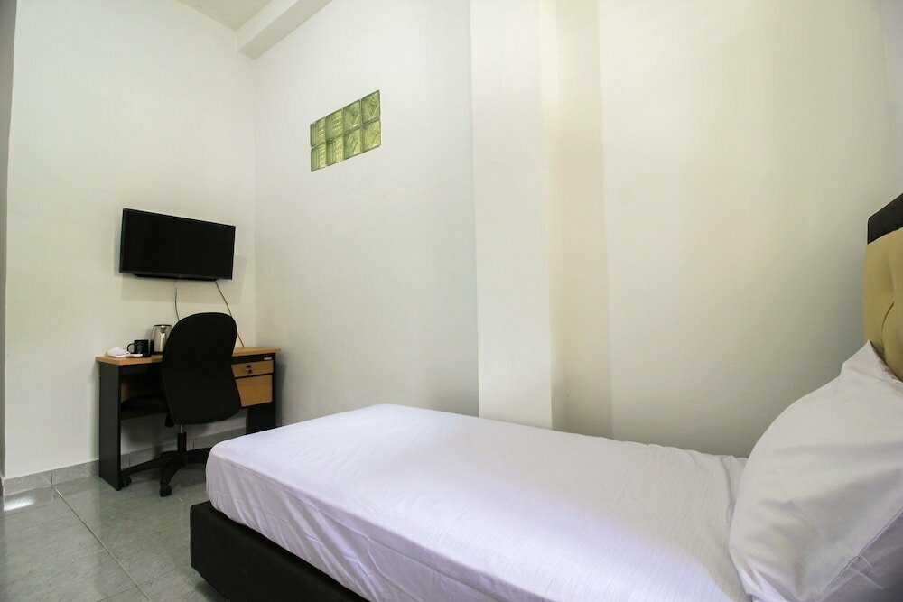 Hotel Oyo Life 2553 Kost Daya, Pekan Baru, photo
