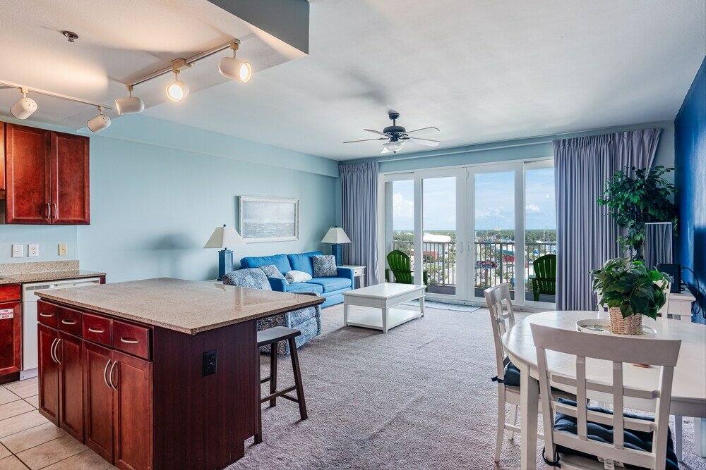 Фото Wharftown Beach and Golf