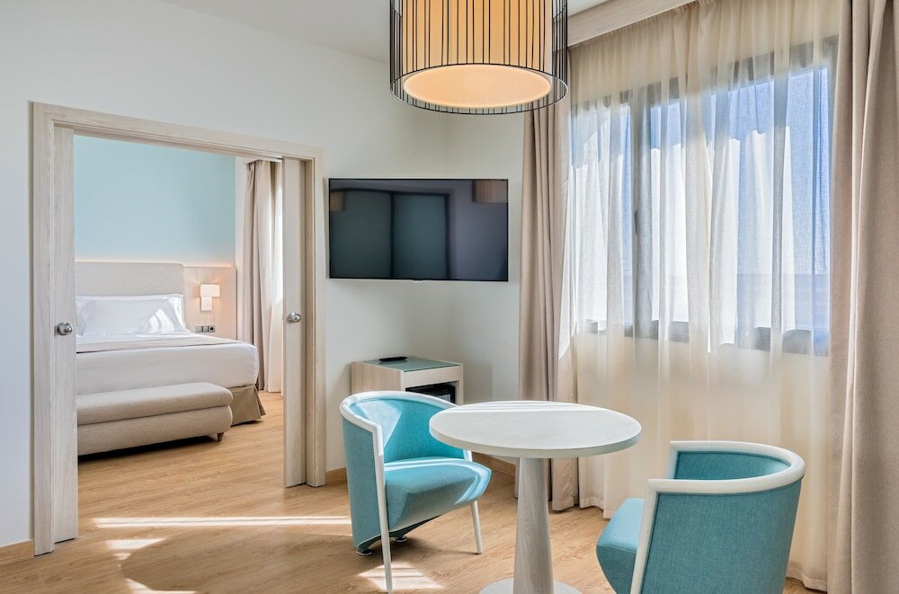 Фото Occidental Sevilla Viapol