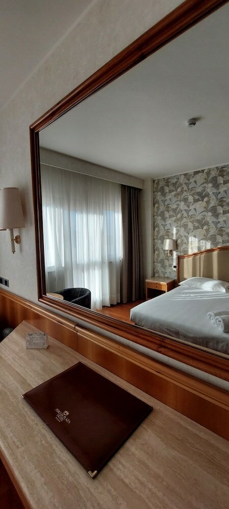 Фото Hotel Perugia Plaza