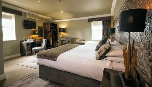 Гостиница Castle Hotel Macroom