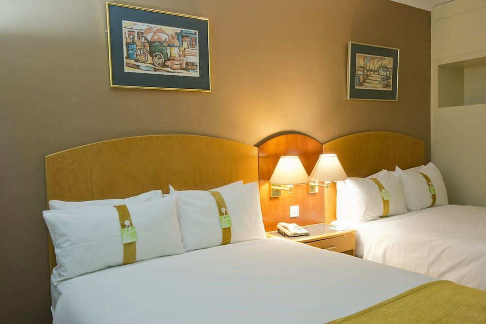 Фото Holiday Inn Bulawayo, an Ihg Hotel