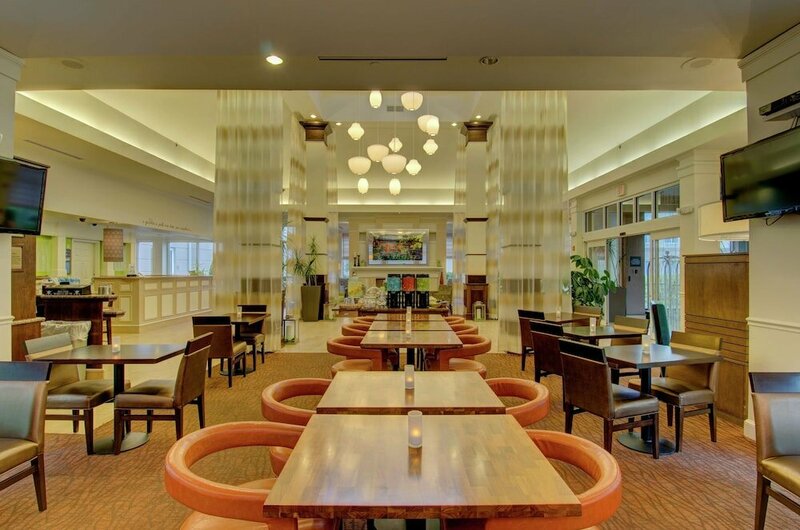 Гостиница Hilton Garden Inn Norwalk