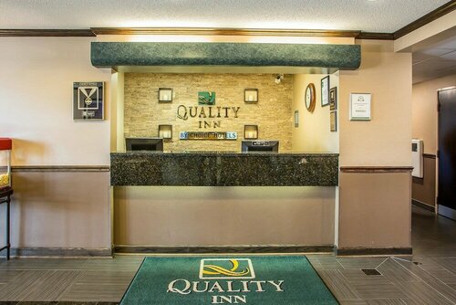 Гостиница Quality Inn Elgin I-90
